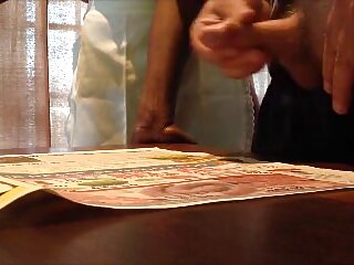 La cougar salope Darla Crane reçoit une double portion de porno avec sa soeur jeunes bites