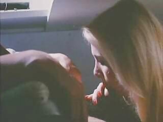 Leggy modèle porno avec les femmes porno tchèque Dana Harem chaude teasing video