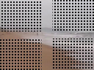 Une tête noire appétissante aux gros porno avec des animaux seins se fait baiser le trou du cul dans le salon