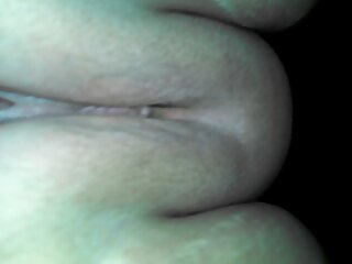 La bombasse japonaise mignonne et coquine Riku Shiina suce une délicieuse porno gratuit mere fille bite poilue