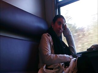 La belle-fille séduisante Jodi Taylor mange la chatte humide de sa belle-mère papa fille porn