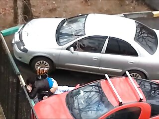 La plantureuse brune Eva Angelina se fait fourrer missionnaire sur porno des femmes avec des chevaux le canapé en cuir