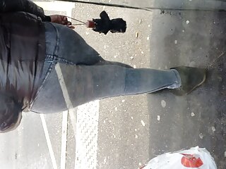 La salope chaude Kanna porno femme de petite taille Harumi suce et se fait défoncer la chatte